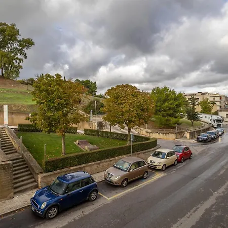 Castle בית נופש